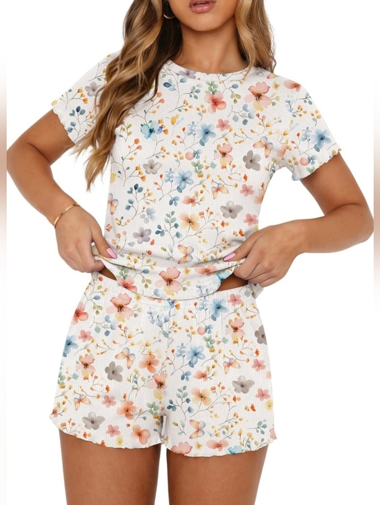 Other - NWT Super Soft Floral Pajama Set XL Stretchy Lounge Sleep Set 2 Piece